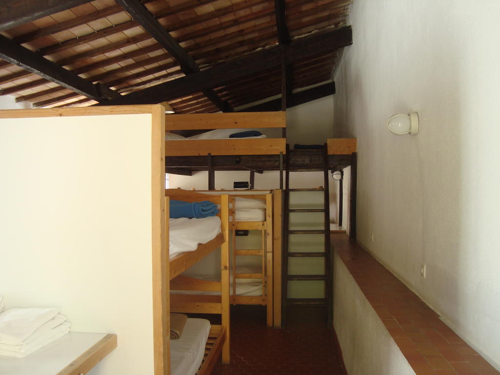 Auberge Des Seguins Buoux 部屋 写真