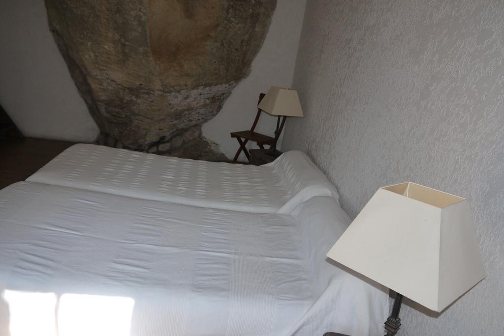 Auberge Des Seguins Buoux 部屋 写真