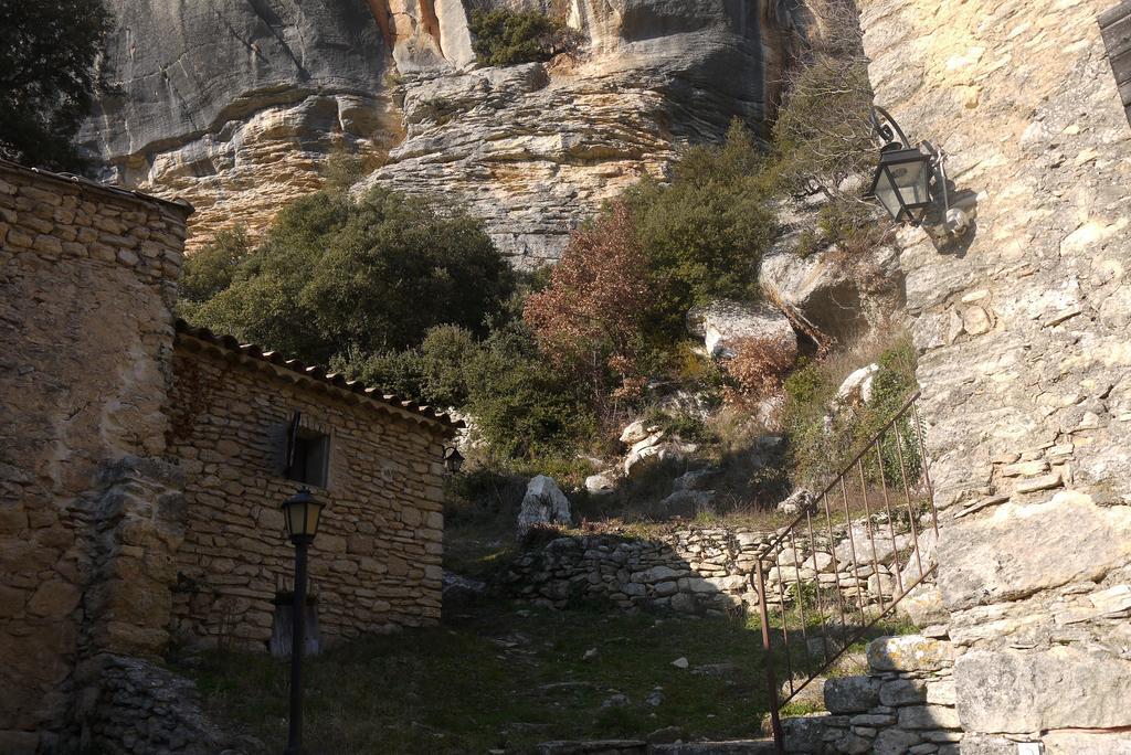 Auberge Des Seguins Buoux エクステリア 写真