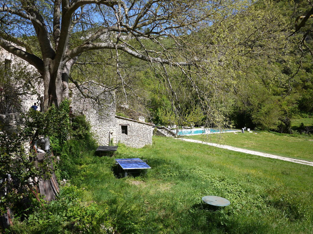 Auberge Des Seguins Buoux エクステリア 写真